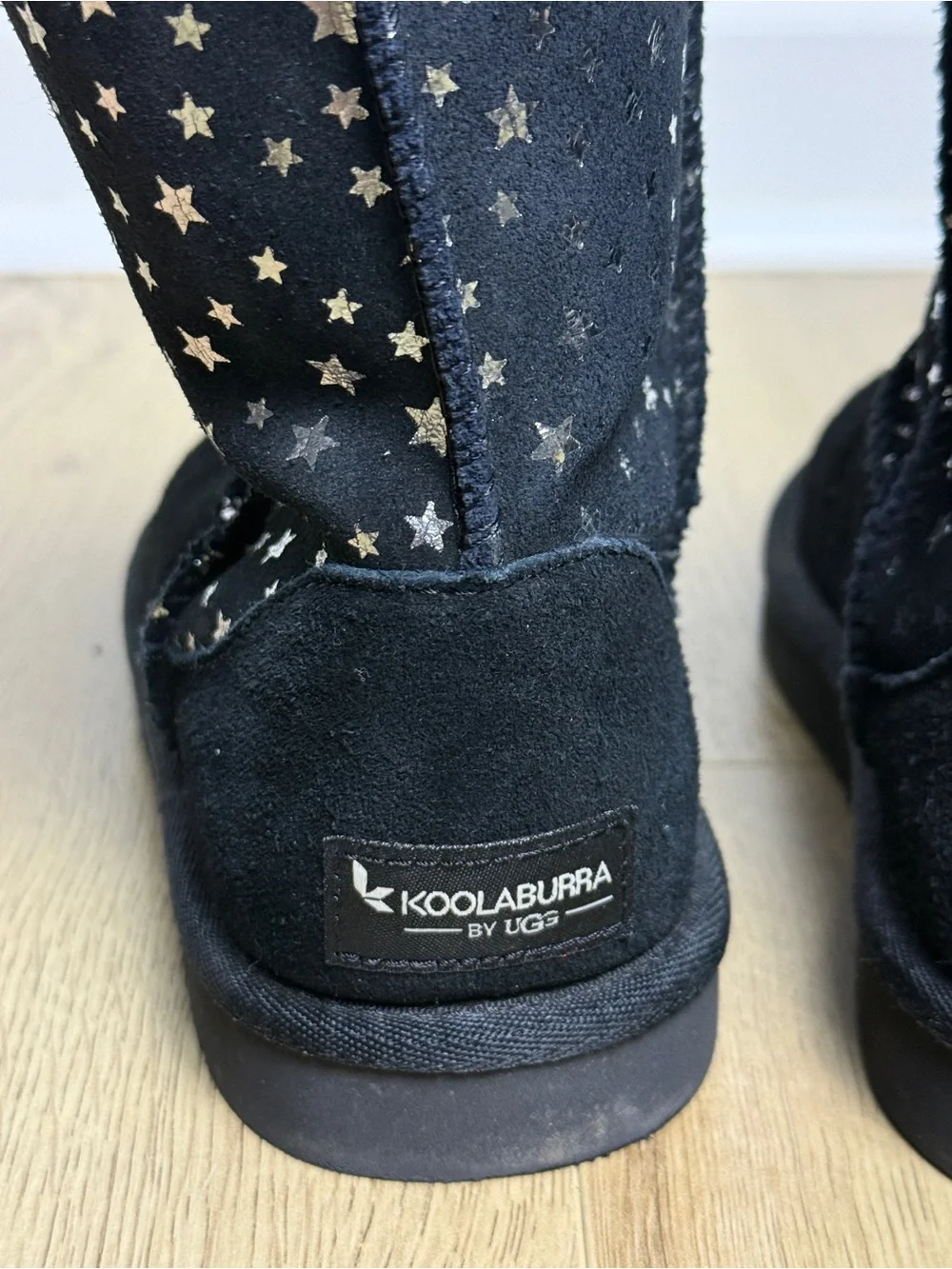 Girl’s Koolaburra by Ugg stars boots size 3